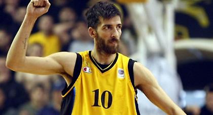 Το πιο μεγάλο μούσι του ελληνικού μπάσκετ….