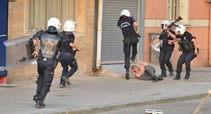 Συγκλονιστικές εικόνες από την εξέγερση στην Τουρκία