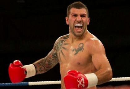 Πρόκληση σε Ζαμπίδη