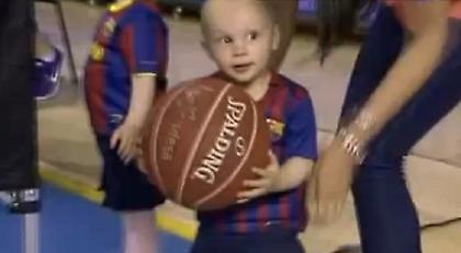 Στα χνάρια του μπαμπά ο γιος του «Σάρας» (video)