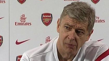 Βενγκέρ: «Ενδιαφέρων παίκτης ο Ρούνεϊ»