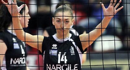 Στον Ολυμπιακό η Λαμπρούση