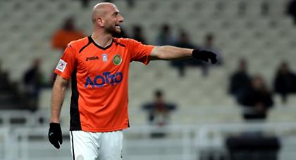 Θέλει το «μπαμ» με Παπαδόπουλο