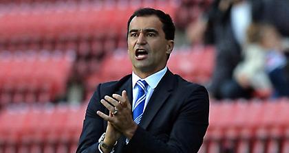 Ανακοινώνει Μαρτίνες η Έβερτον