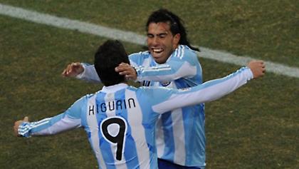 «Φουλ» για Ιγκουαΐν, «ματιές» σε Τέβες, Γιόβετιτς