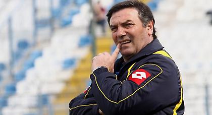 Ανανέωσε οκτώ παίκτες η Καλλονή