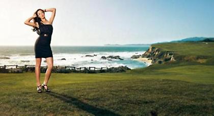 Ο μπασκεμπολίστας και η σέξι παίκτρια του γκολφ