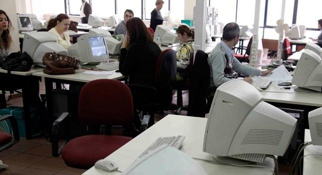 Αρχίζει σταδιακά το «τσουνάμι» απολύσεων