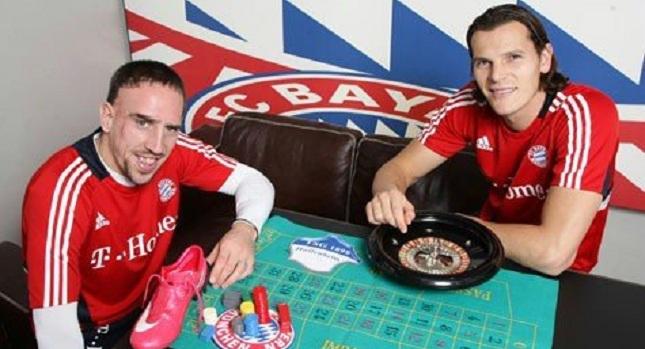 Ανανέωσαν Ριμπερί και Βαν Μπούιτεν!