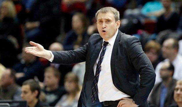 Ανέλαβε τη Νίμπουρκ ο Κεμζούρα