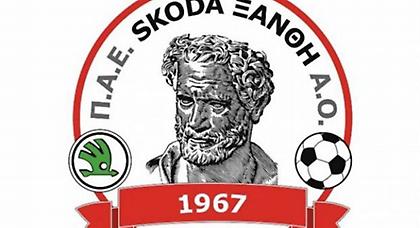 Περιμένει στη γωνία…