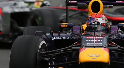 Τα μάτια του 14 ο Φέτελ