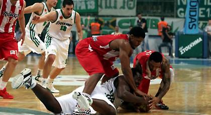 Χάινς: «Αν μία ομάδα μπορεί, είναι ο Ολυμπιακός»