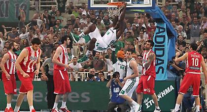 Λέτε να θυμηθεί το 2002 ο μπασκετικός Ολυμπιακός;