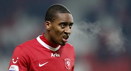 Εξετάζει Φερ ο Μπενίτεθ