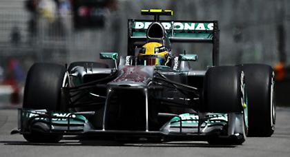 Χάμιλτον: «Καμία πρόοδο όσον αφορά στα ελαστικά»