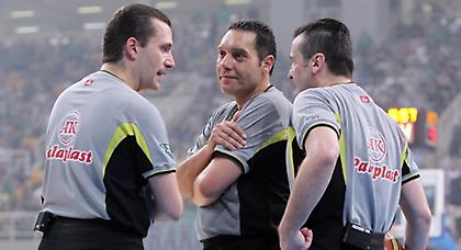 Δεν «έμειναν» οι διαιτητές του τελικού