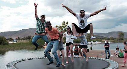 «Είµαστε Νικητές»