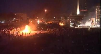 Χωρίς τέλος τα επεισόδια στην πλατεία Ταξίμ