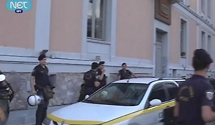 «Εκκενώστε το κτίριο αλλιώς θα συλληφθείτε»