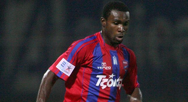 Θέλουν να τον κρατήσουν