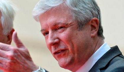 «Ανοίξτε τώρα την ΕΡΤ» λέει ο γενικός διευθυντής του BBC