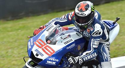 Με το δεξί στο… σπίτι του