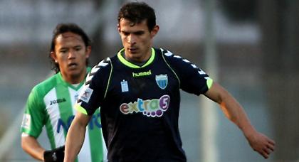 Εξετάζει Κόρμπο