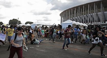 Επεισόδια κι έξω από το «Μαρακανά»