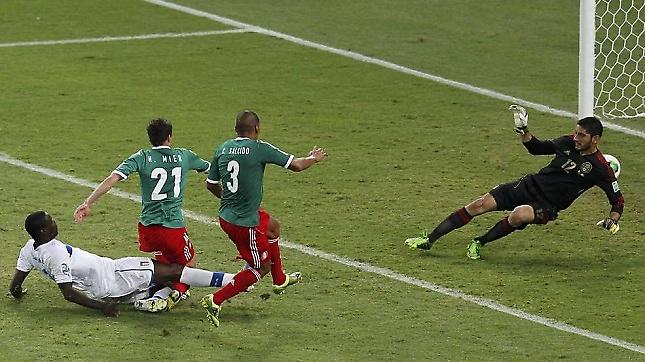 Η Φανί και ο Μπαλοτέλι...