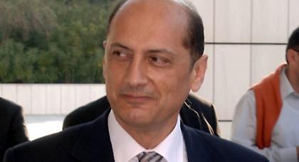 Επταετής κάθειρξη με αναστολή στον Π. Μαντούβαλο