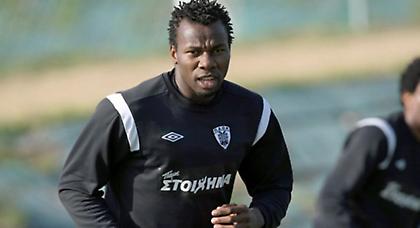 Μένει μέχρι να… φύγει ο Κουμάλο