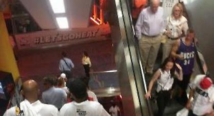 Οι οπαδοί των Χιτ έφευγαν από το γήπεδο όταν έχαναν