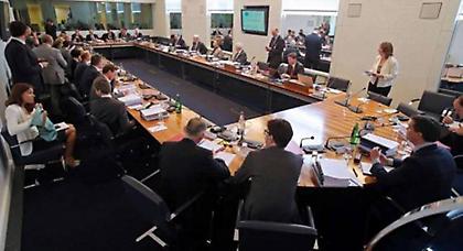 Παράταση αγωνίας για Mercedes