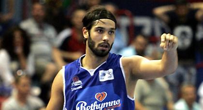 Από την Κρήτη, στην… Πλατεία