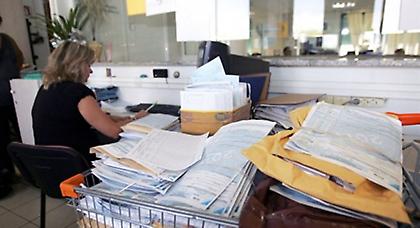 Φόρος και στα επιδόματα ανεργίας, τριτέκνων αλλά και στο... ΕΚΑΣ