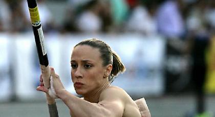 Πρόβλημα με τα κοντάρια η Κυριακοπούλου