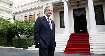 Suddeutsche Zeitung: «Η μοναχική πορεία Σαμαρά οδηγεί σε αυτογκόλ»