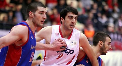 Περιμένει και βλέπει Καββαδά ο Ολυμπιακός