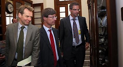 «Κεφάλια» και νέα μέτρα θα ζητήσουν σε μια εβδομάδα οι ελεγκτές