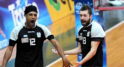 Στη Νίκη ο Ντος Σάντος