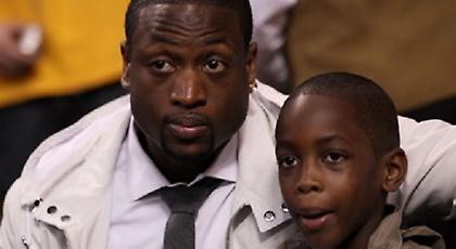 Αυτός θα «φάει» και τον πατέρα του (video)