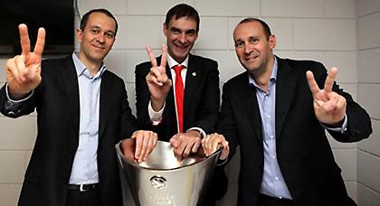 «Το αφιερώνω στους Αγγελόπουλους»