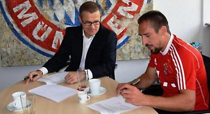 Ανανέωσε με Μπάγερν ο Ριμπερί