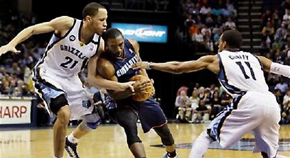 Σιγά μην τα άφηνε