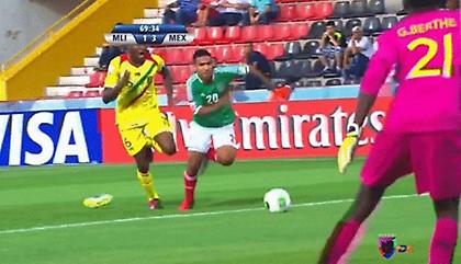 Κι αν ξυπόλητος σκοράρω (video)