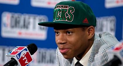 Αντετοκούνμπο: «Η ευθύνη μεγαλύτερη από τη χαρά»