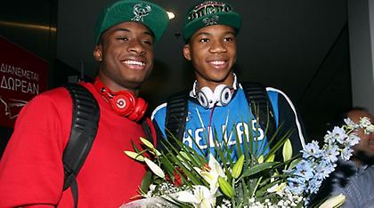 Υποδοχή ήρωα σε Αντετοκούμπο (vid)