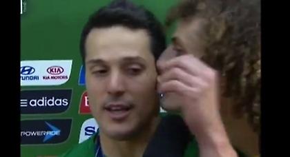 Αγκαλίτσες και… φιλάκια