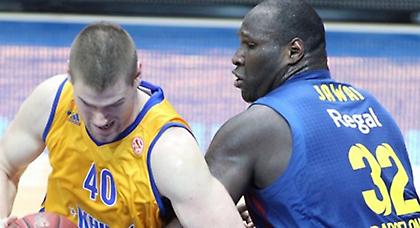 «Βλέπει» Ντέιβις ο Ολυμπιακός